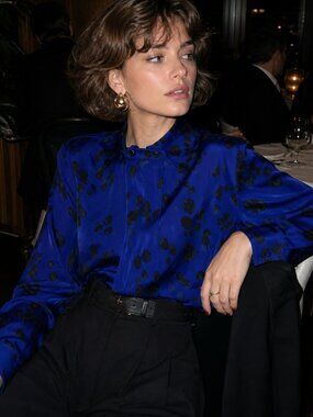 Escada by Margaretha Ley Silk Blouse Blue Black Print Size 38 Vintage Top